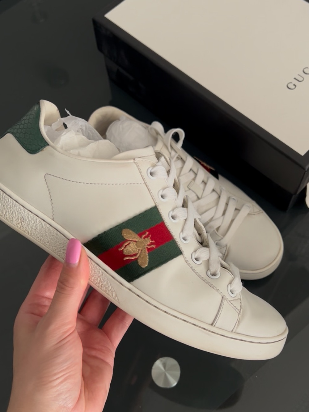 Gucci White Leather Classic Ace Sneakers - Picture 6 of 8